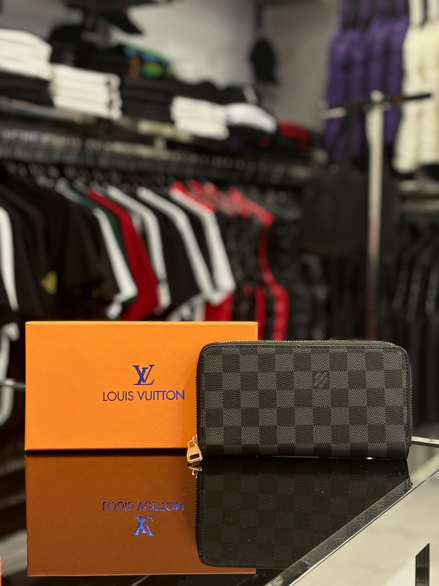 Louis Vuitton Black/Grey