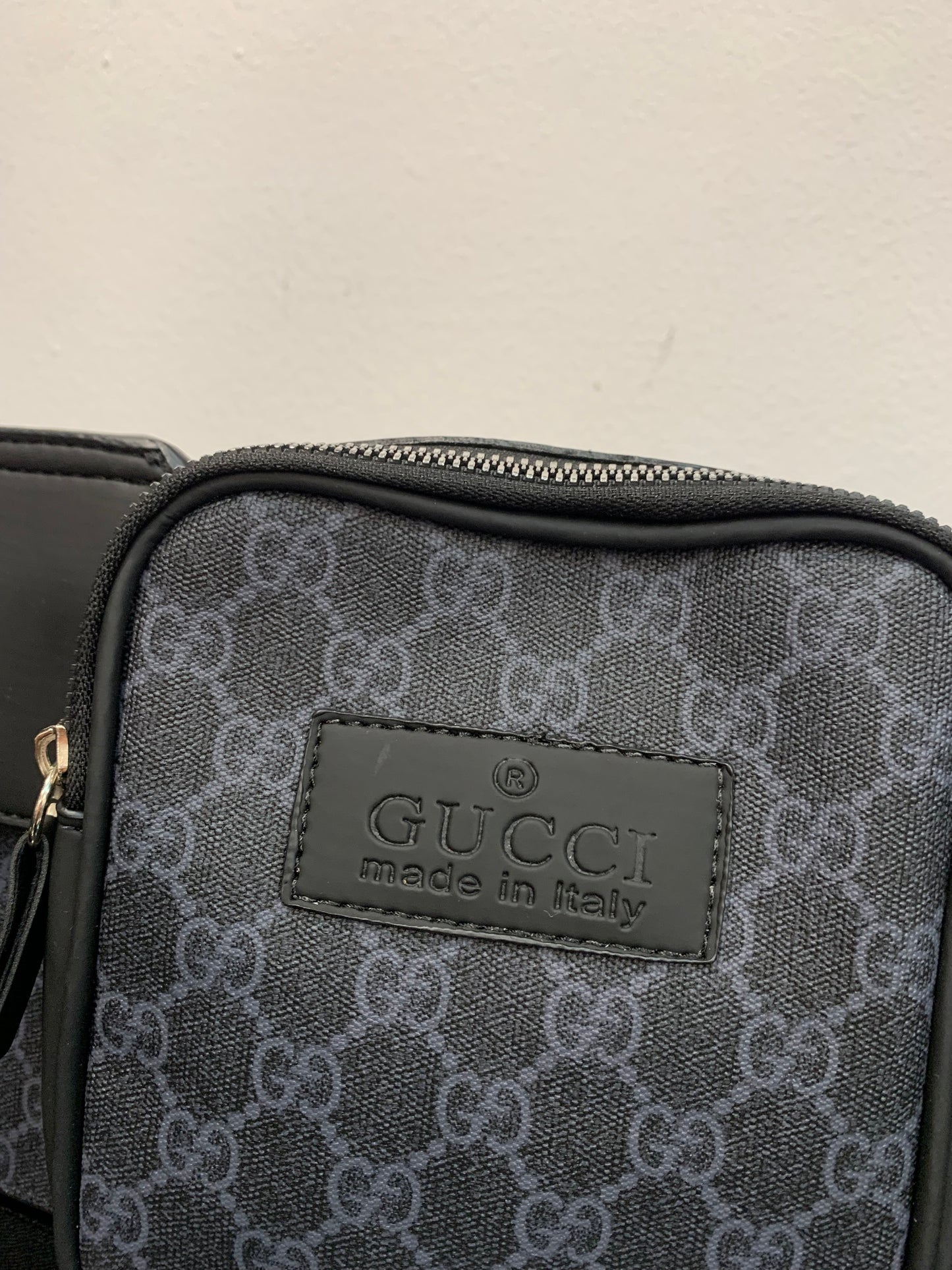 Gucci τσαντάκι μέσης