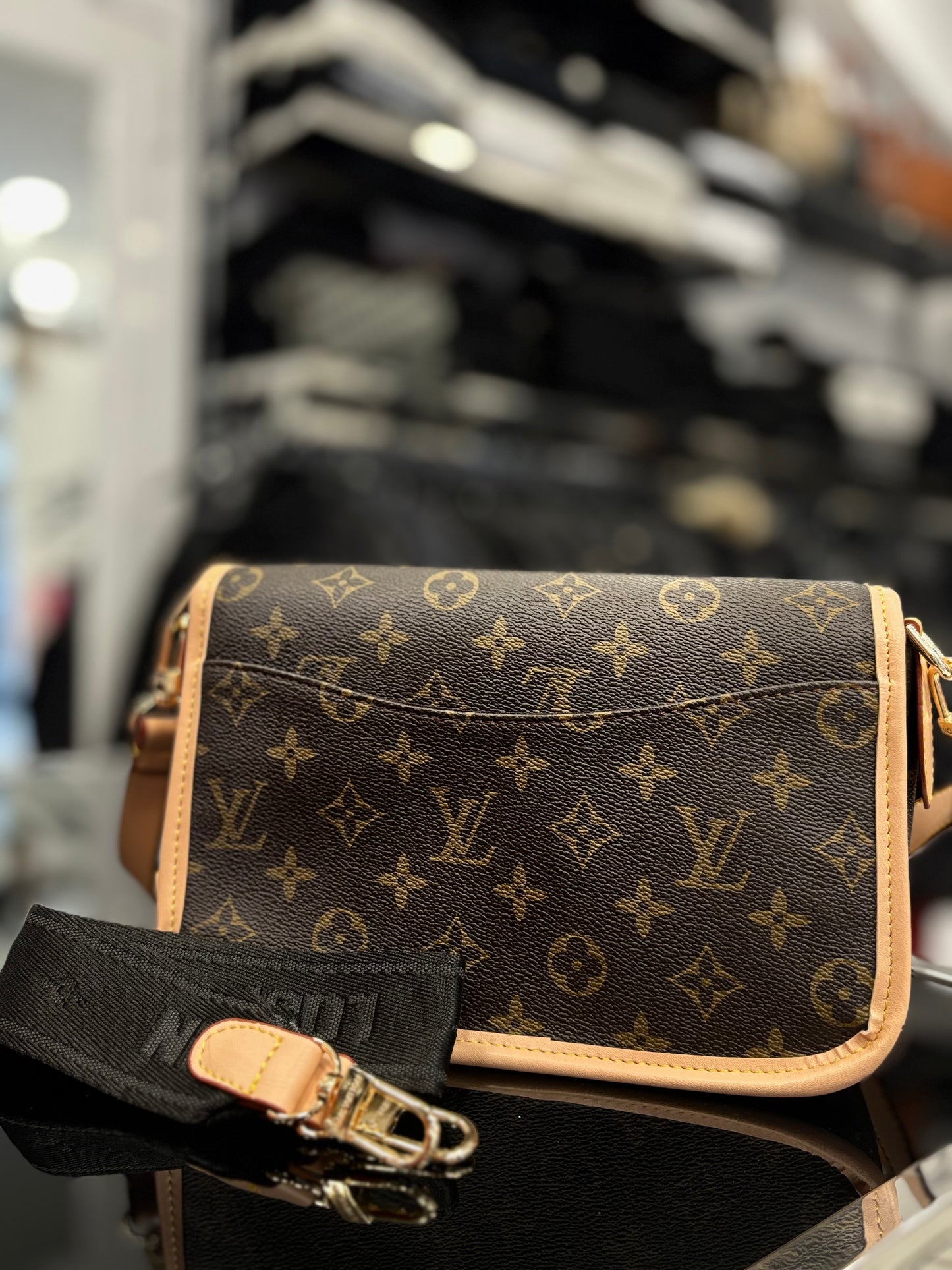 Louis Vuitton Diane Monogram