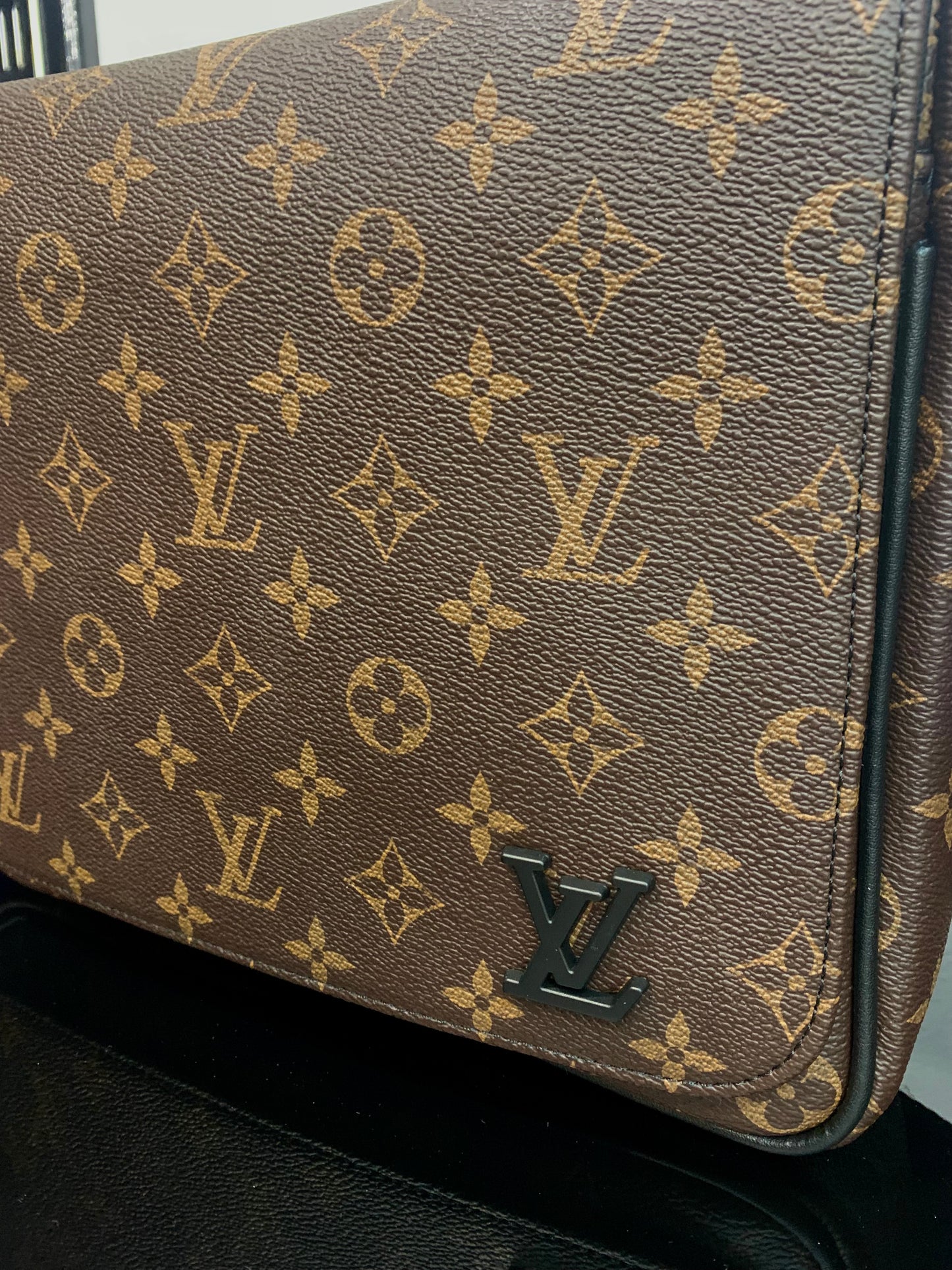 Louis Vuitton Brown τσάντα ωμού/χιαστί