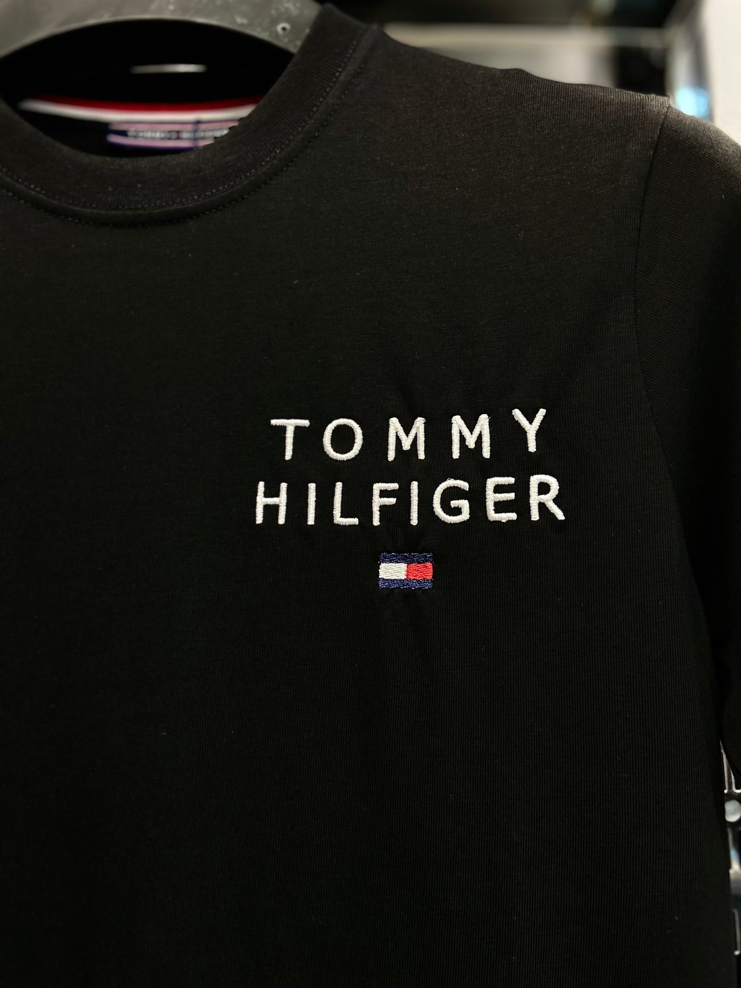 Tommy Hilfiger