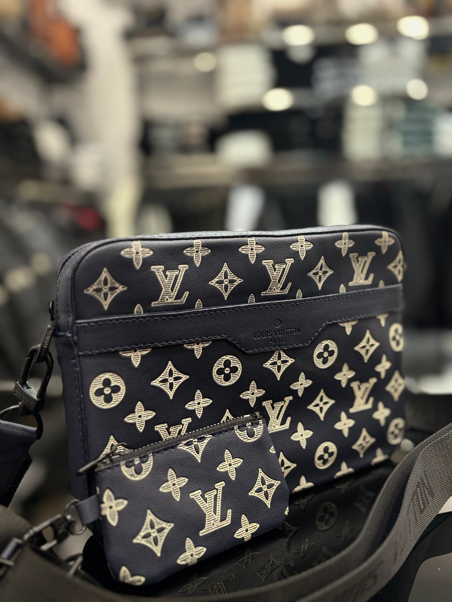 Louis Vuitton blue black bag ώμου/χιαστί