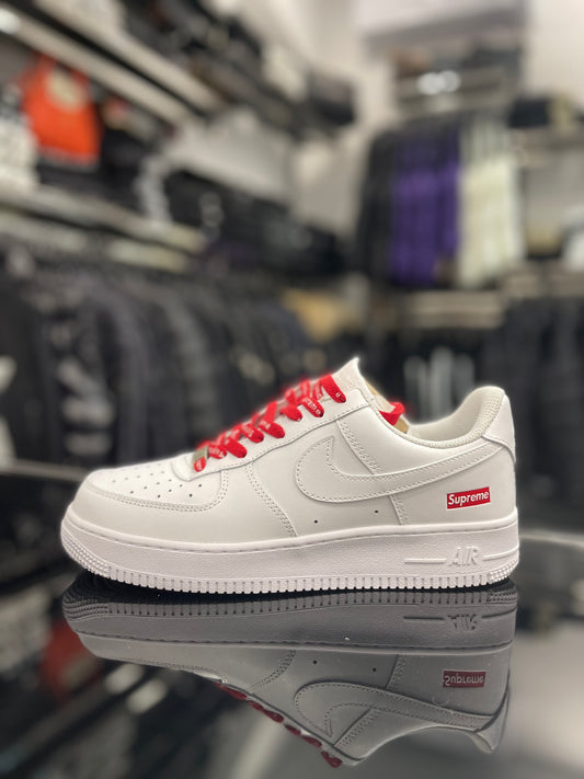 Nike Air Force 1 Supreme