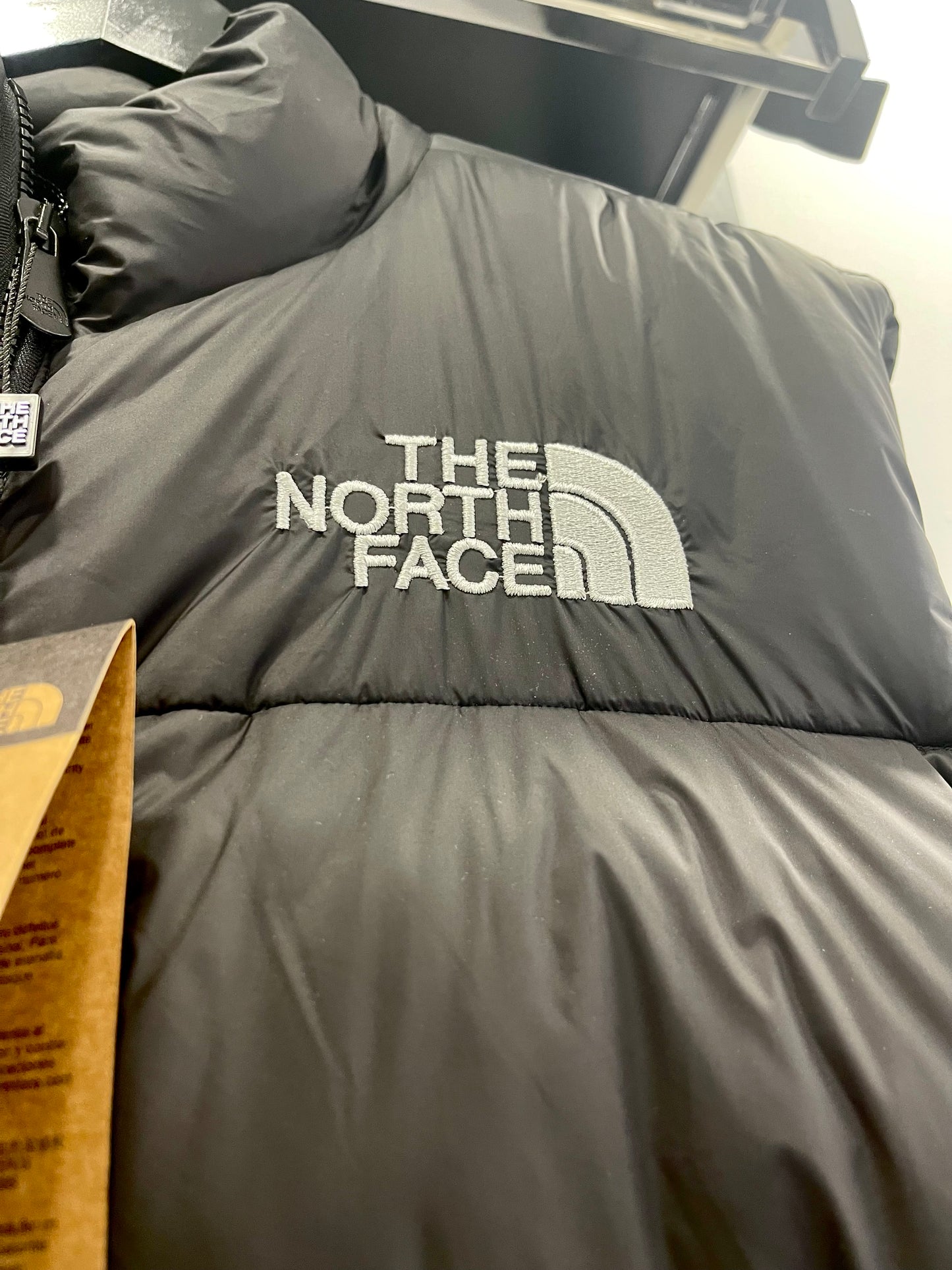 North Face αμάνικο μπουφάν