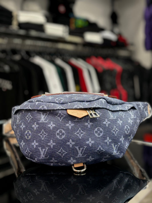 Louis Vuitton Bumbag jean