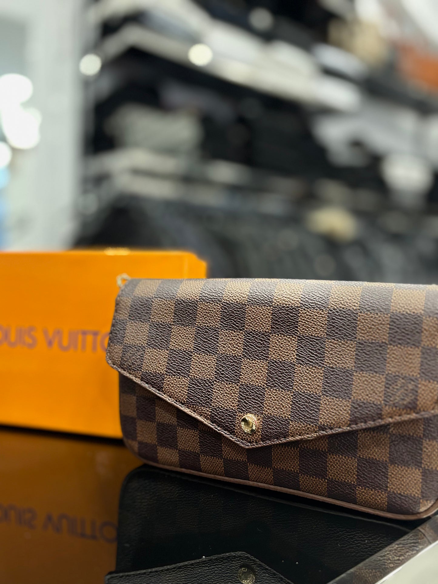 Louis Vuitton Damier Ebene Pochette Felicie