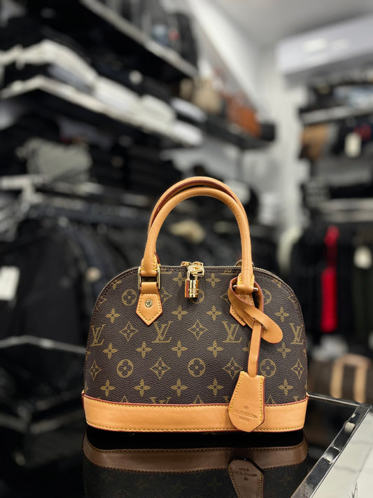 Louis Vuitton Alma BB Monogram