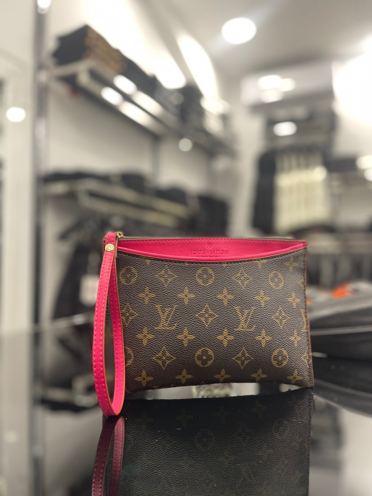 Louis Vuitton Pallas pochette