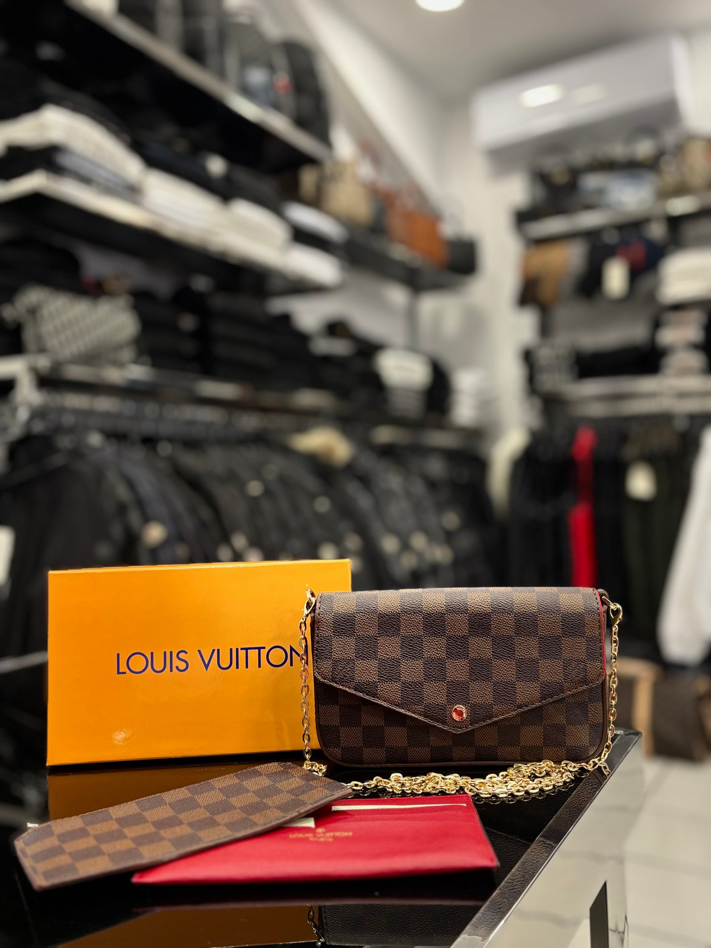 Louis Vuitton Damier Ebene Pochette Felicie