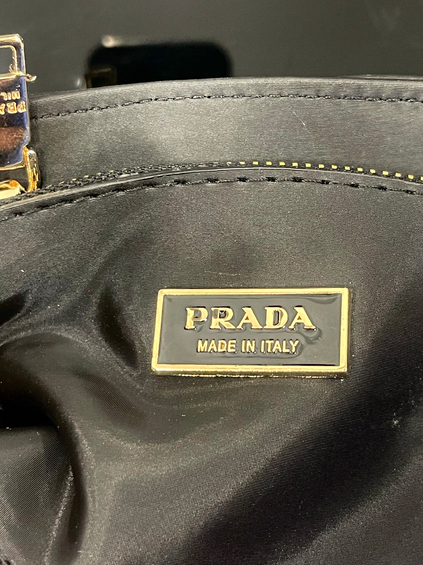 Prada Pocket nappa