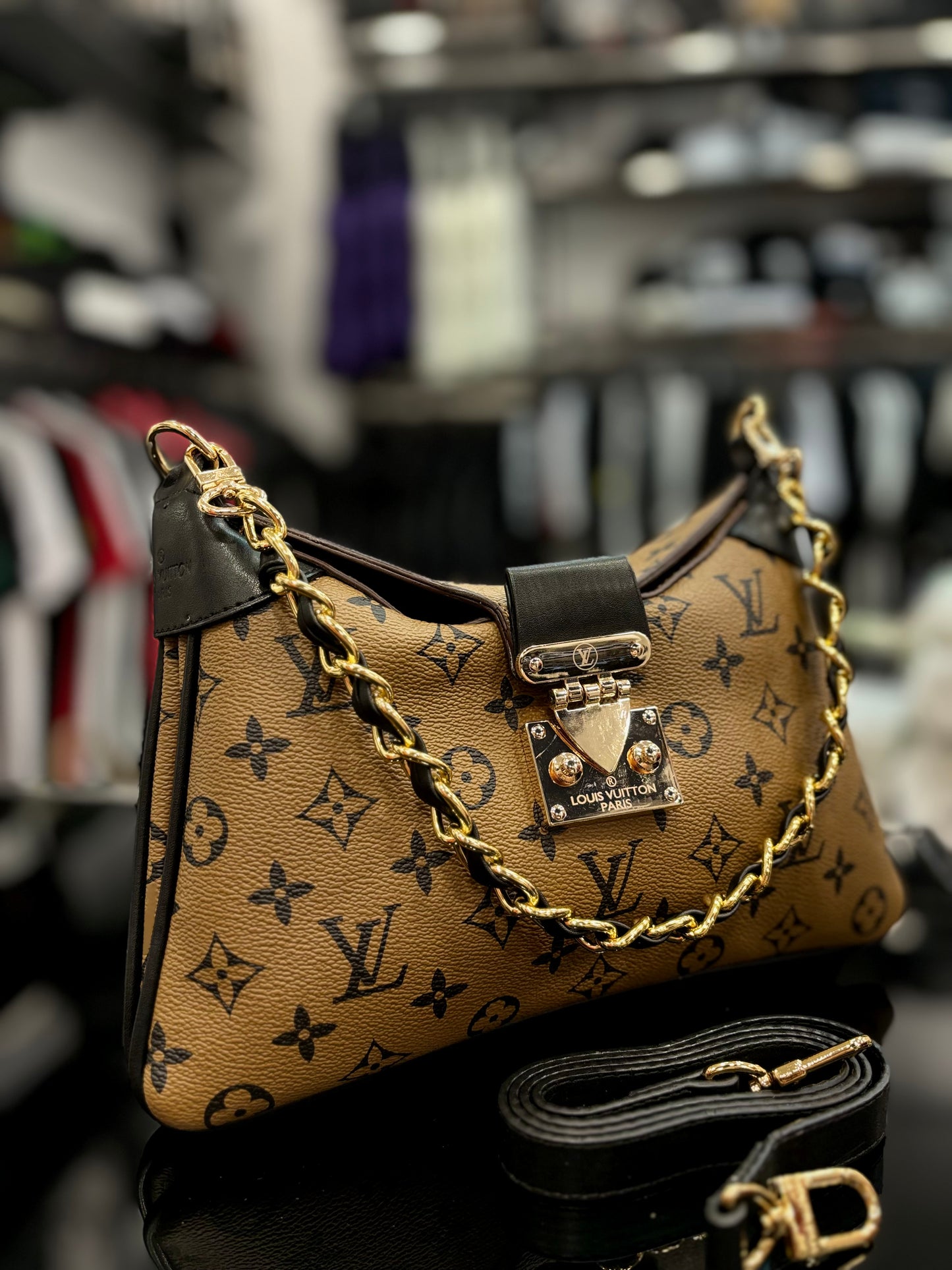 Τσάντα Louis Vuitton ωμού/Χιαστί