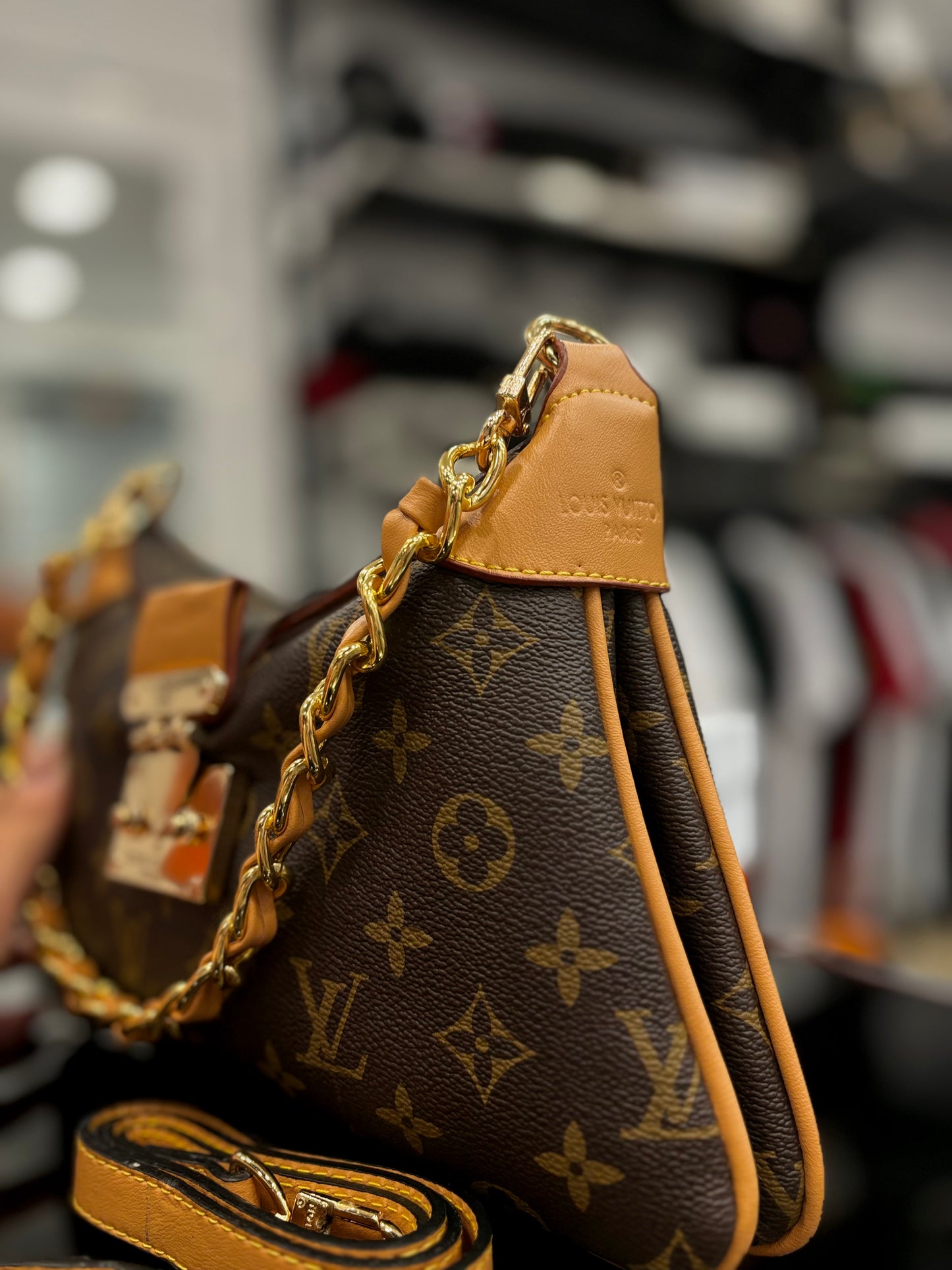 Τσάντα Louis Vuitton ωμού/Χιαστί