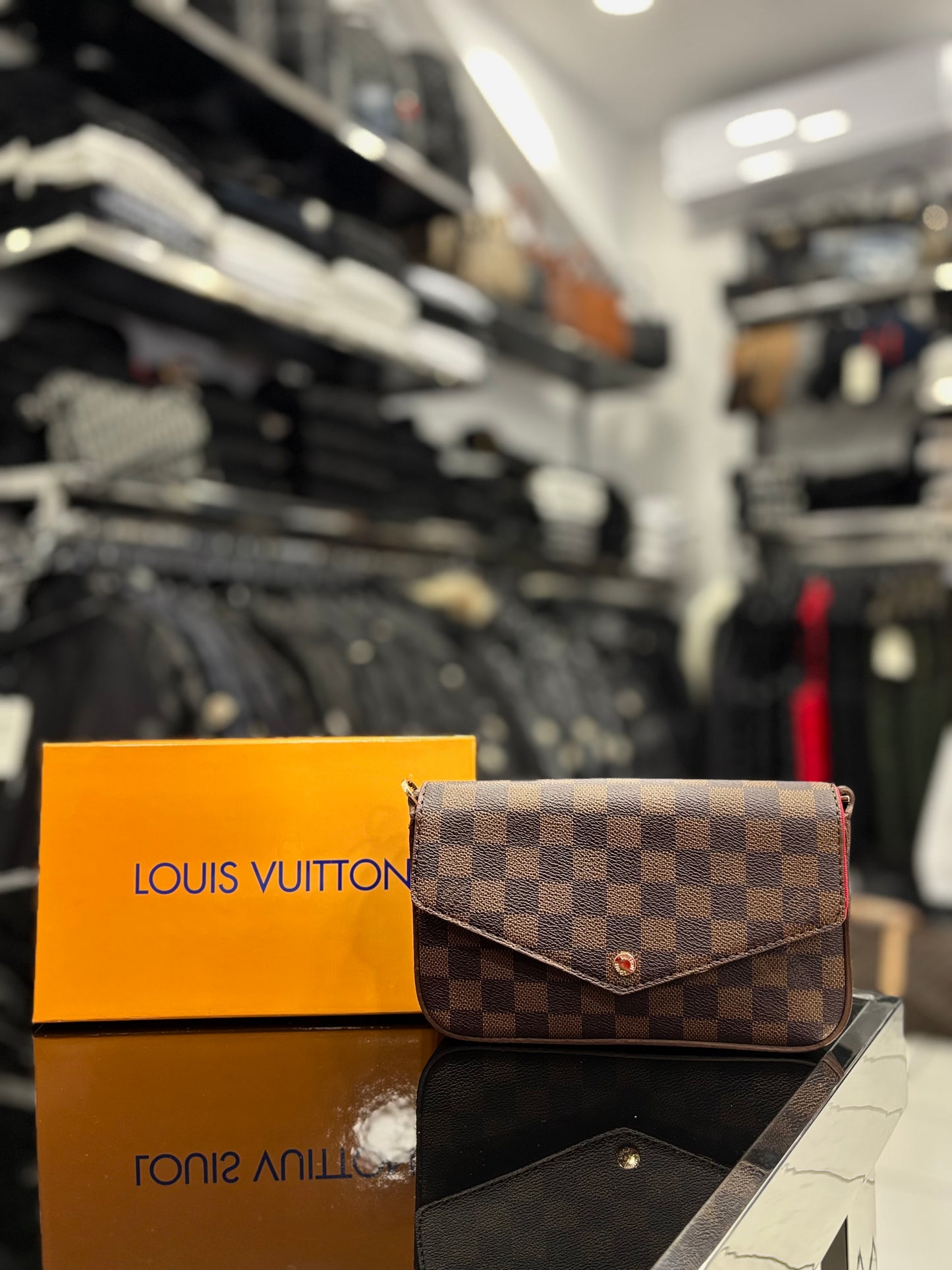 Louis Vuitton Damier Ebene Pochette Felicie