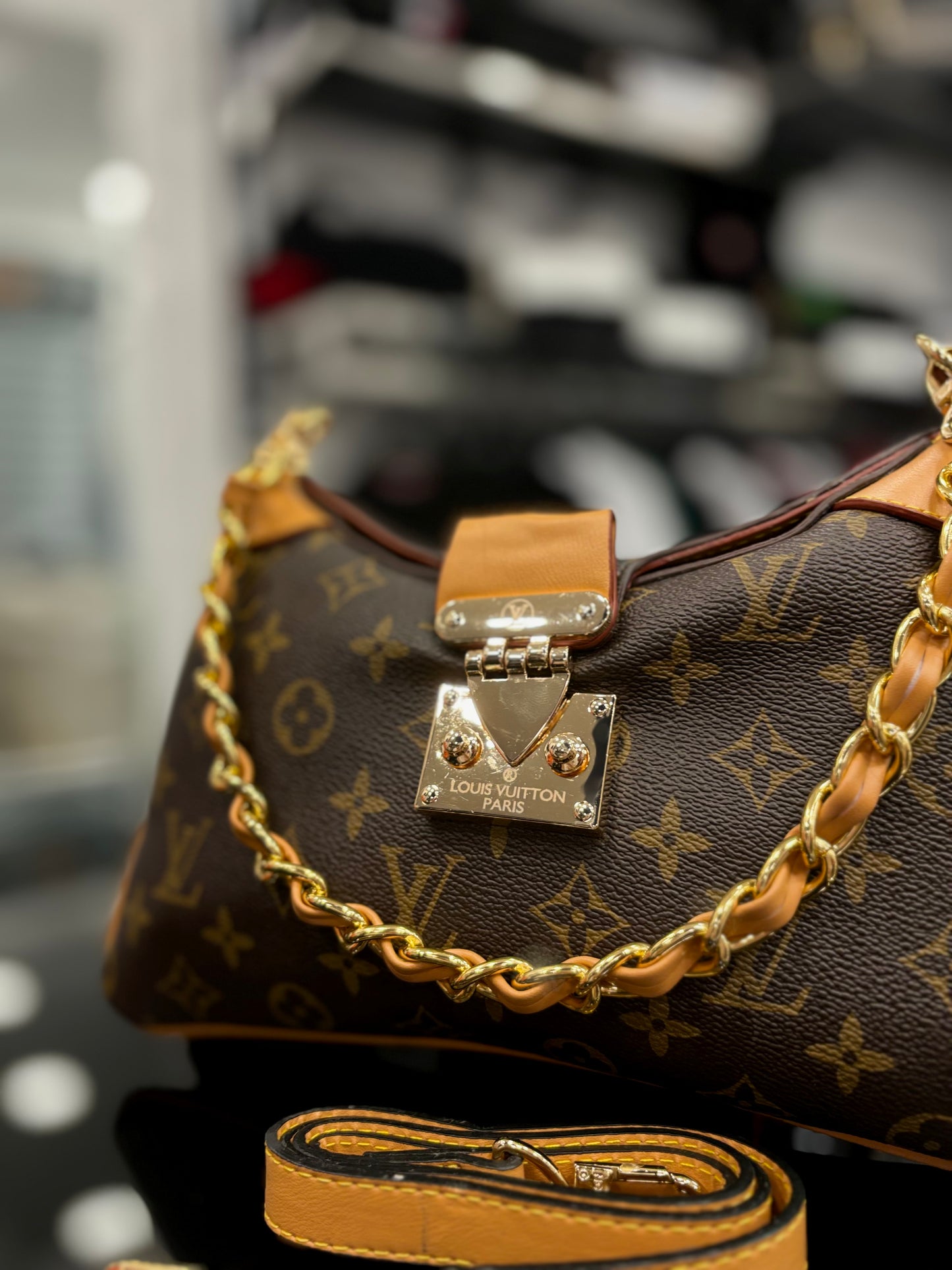 Τσάντα Louis Vuitton ωμού/Χιαστί