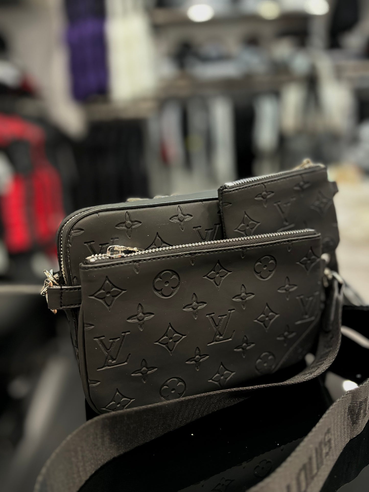 Louis Vuitton Trio Black τσαντάκι ωμού/χιαστί