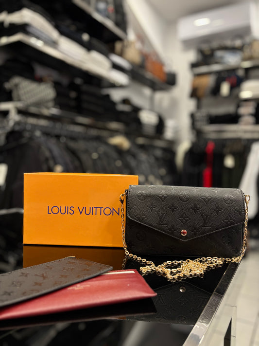 Louis Vuitton Black Monogram Empreinte Pochette Félicie