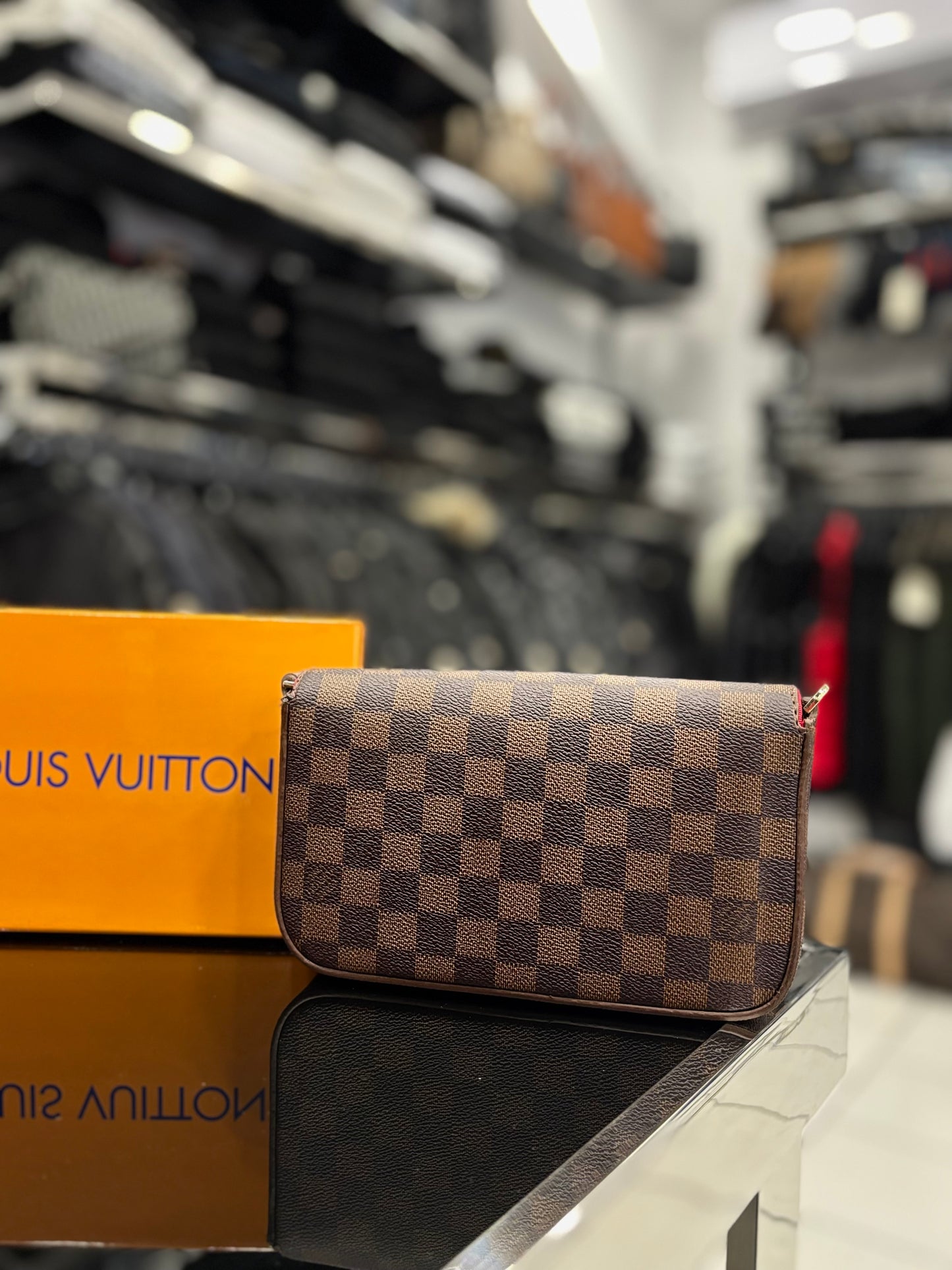 Louis Vuitton Damier Ebene Pochette Felicie