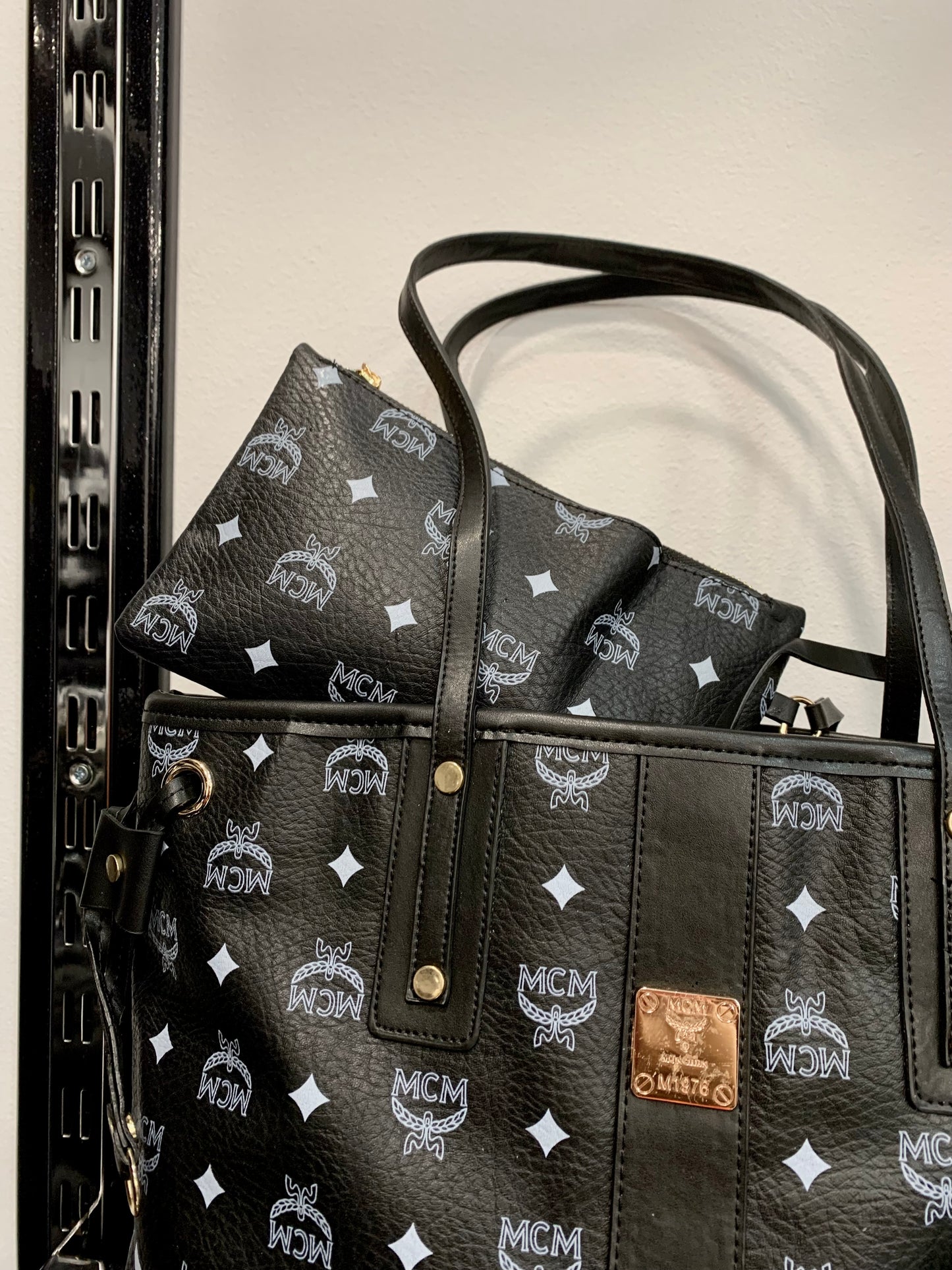 MCM Shopper