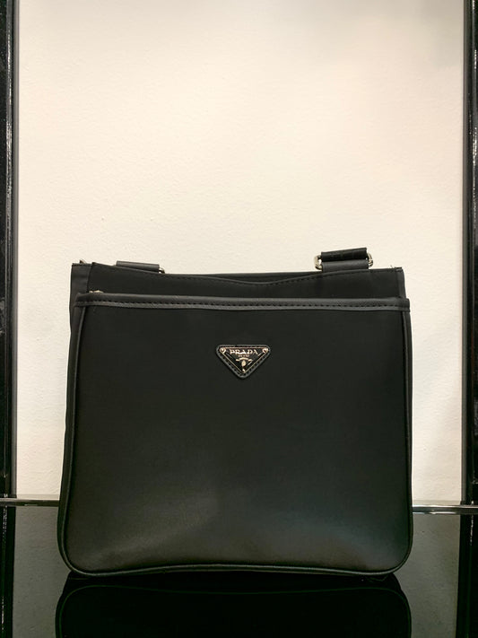 Prada Black τσάντα ωμού/χιαστί