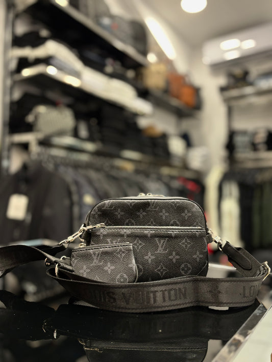 Louis Vuitton Trio black mini bag ώμου/χιαστί