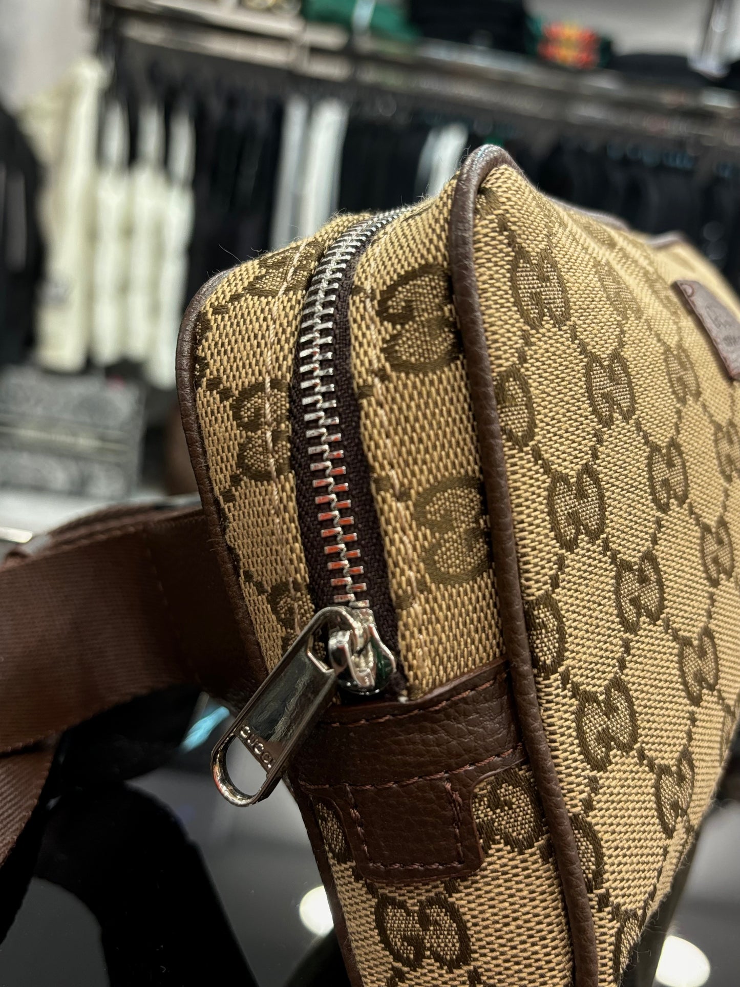 Gucci Beige τσαντάκι μέσης/χιαστί