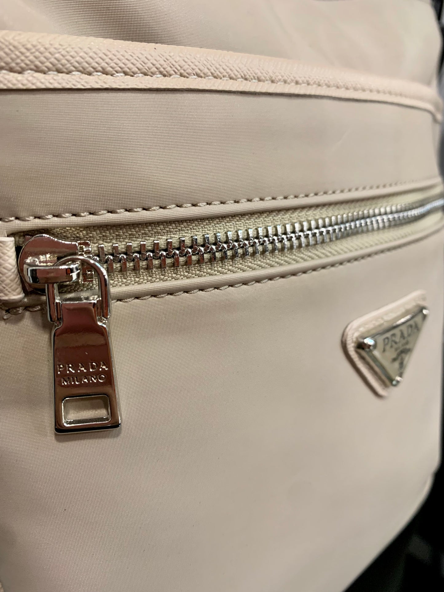 Prada Beige τσάντα ωμού/χιαστί