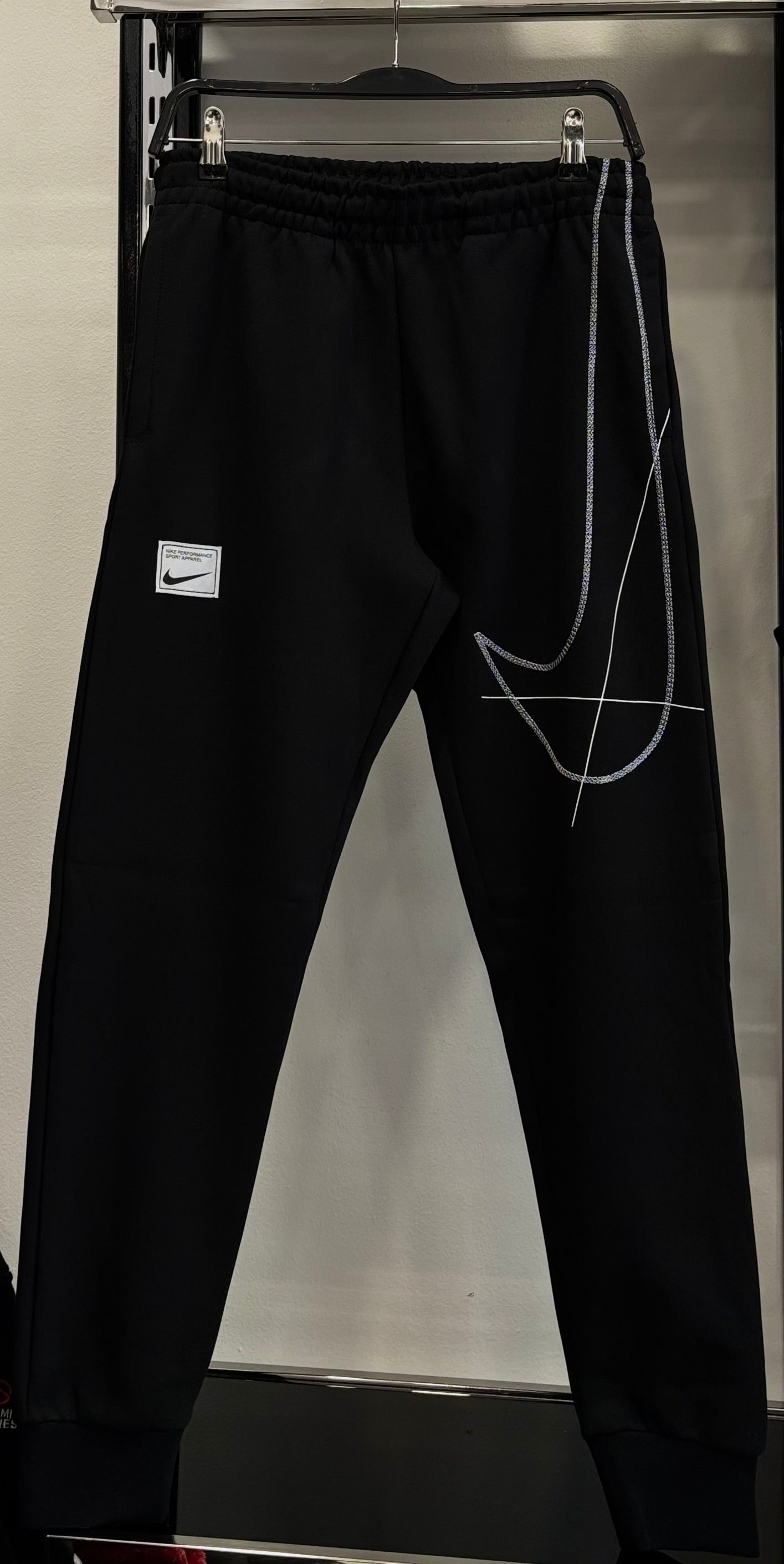 Nike performance sport apparel black set