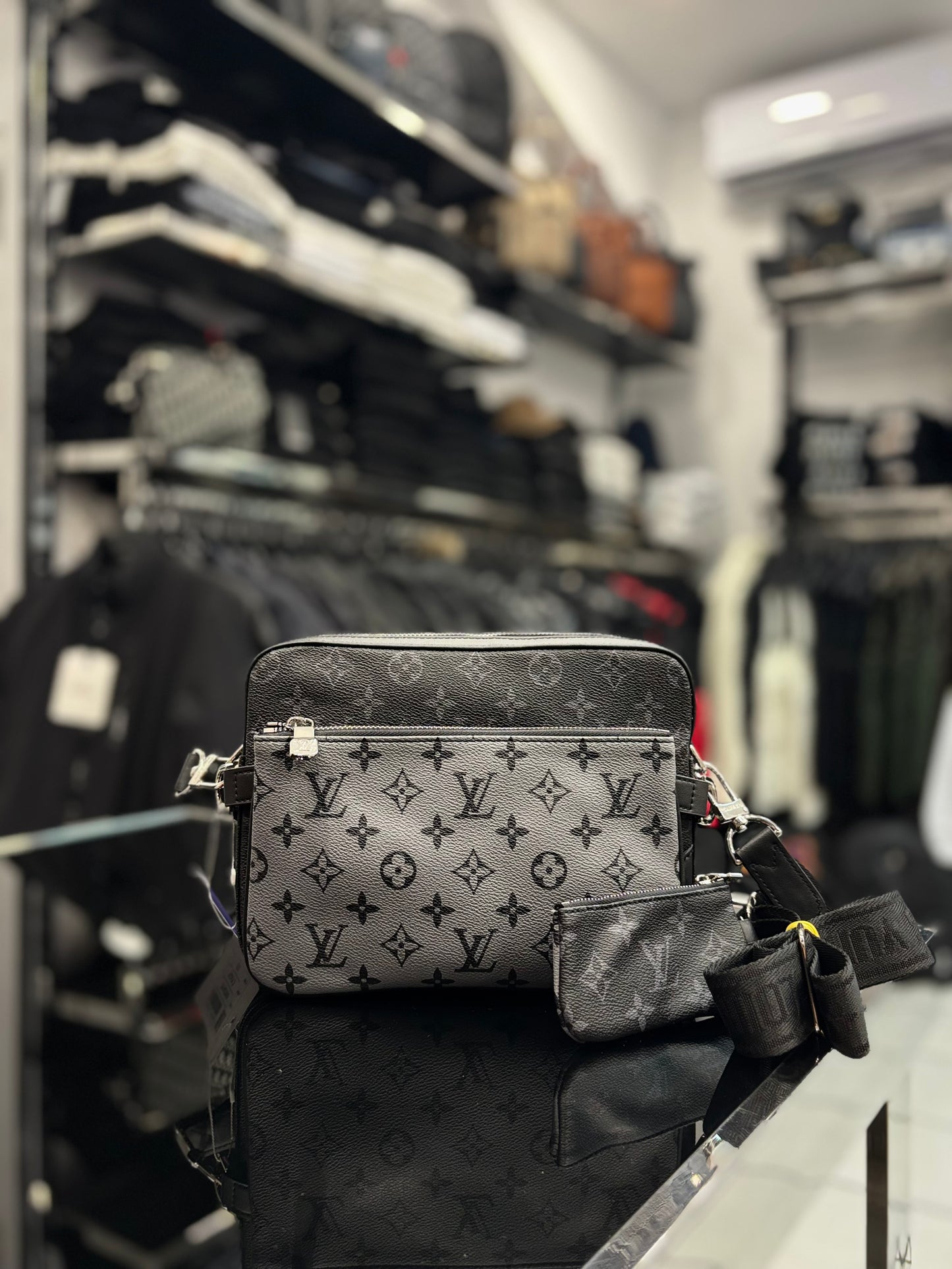 Louis Vuitton Trio black bag ώμου/χιαστί