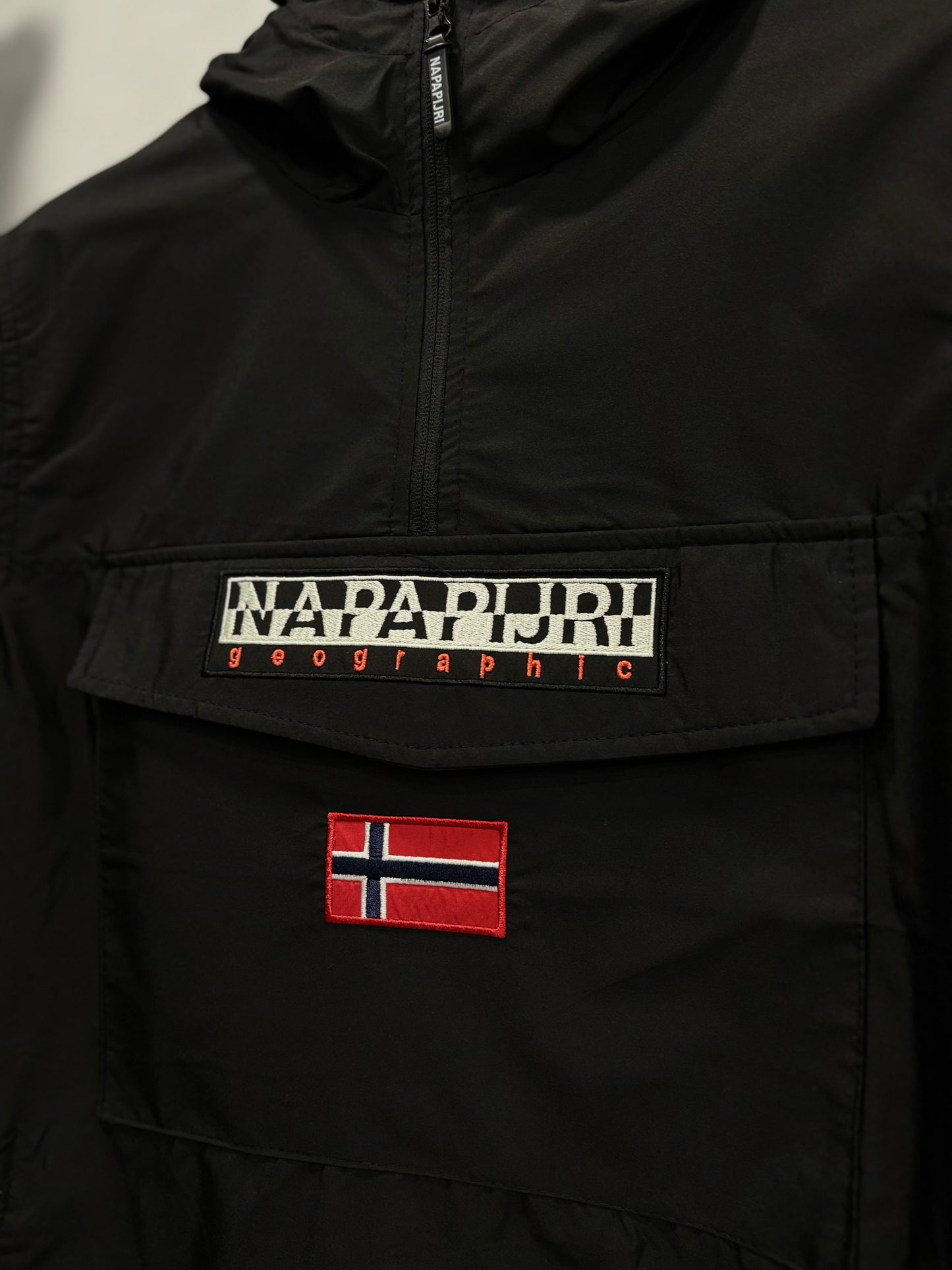 Napapijri black windproof