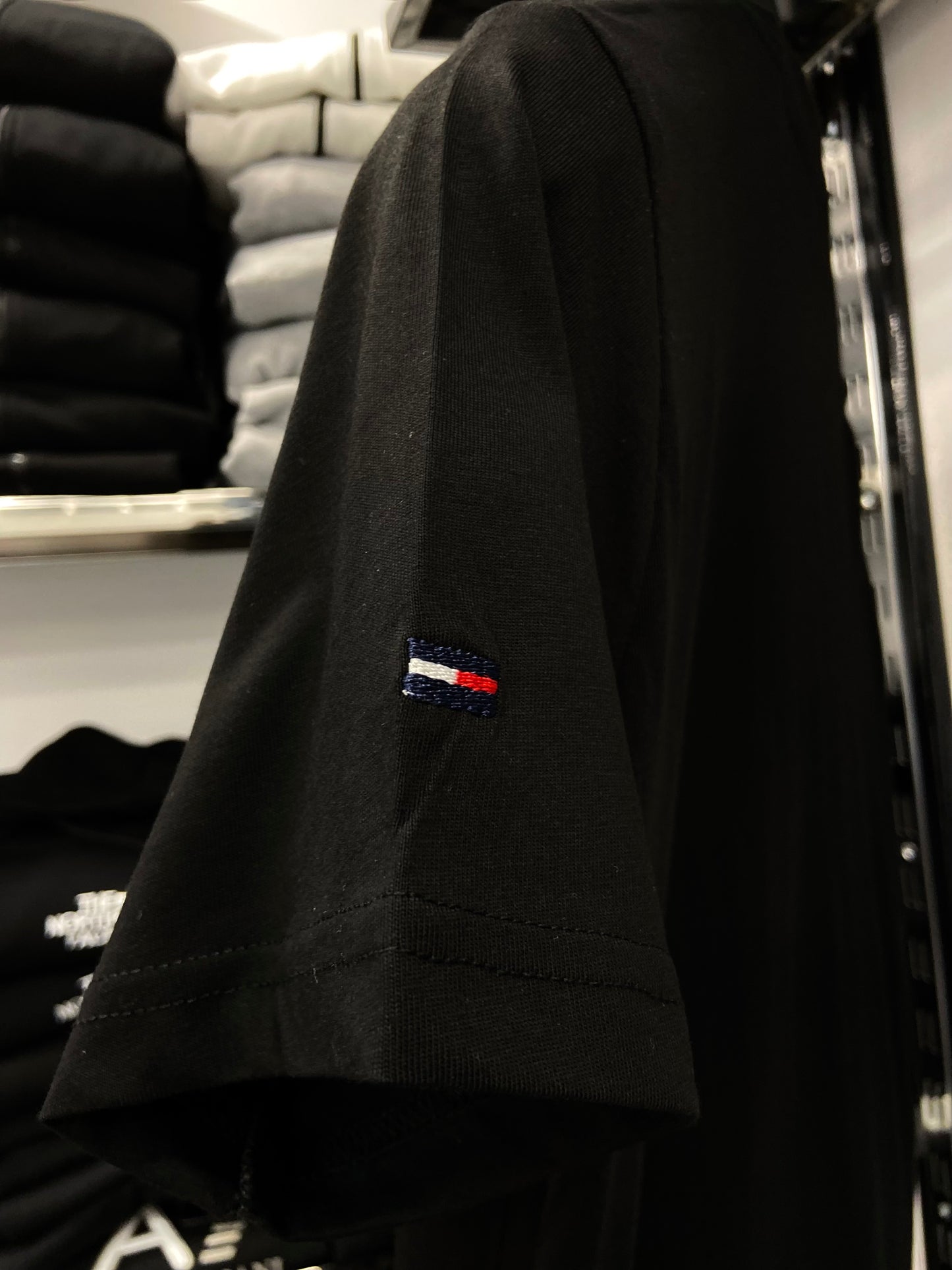 Tommy Hilfiger