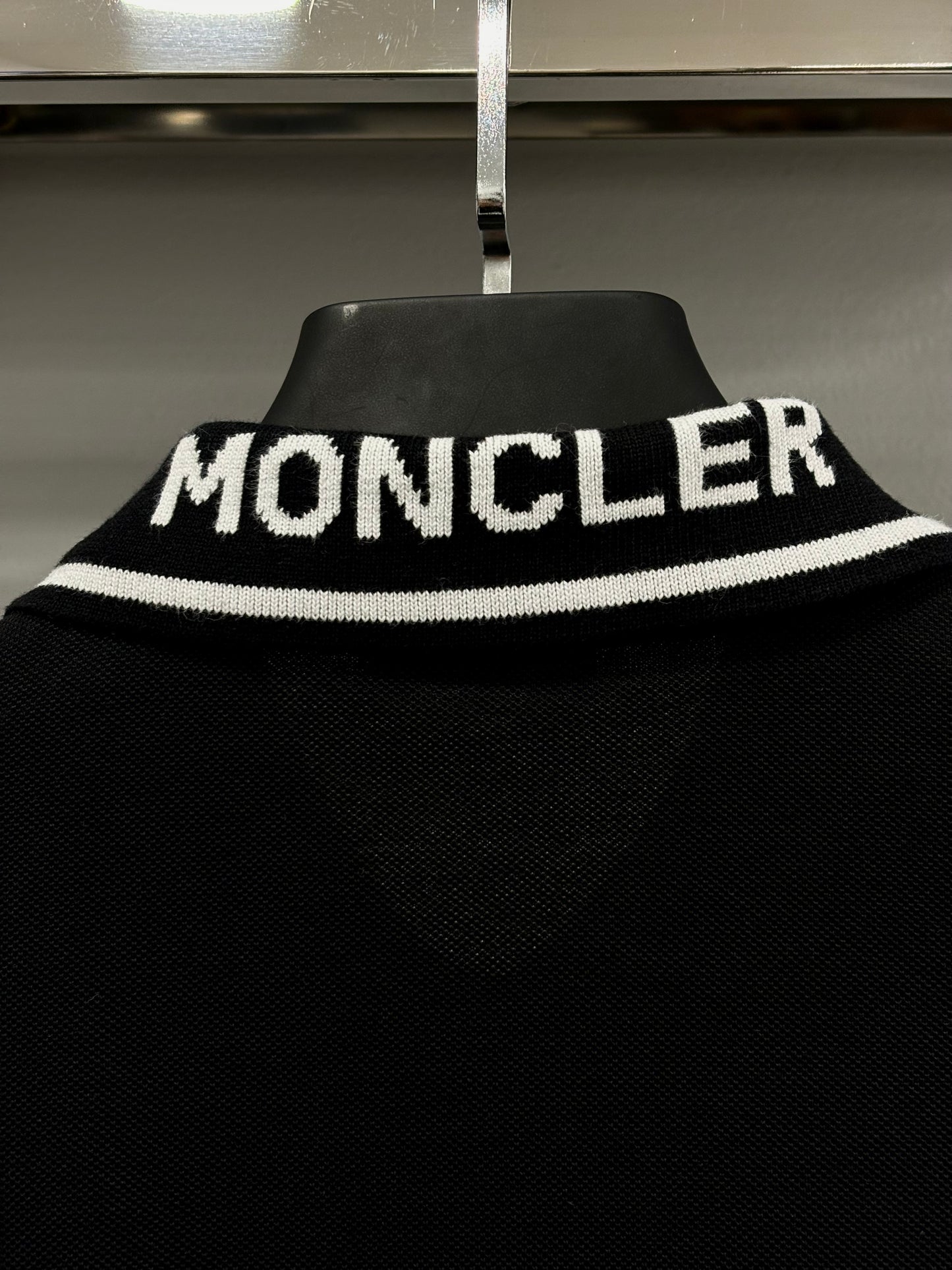 Moncler T-shirt with a collar