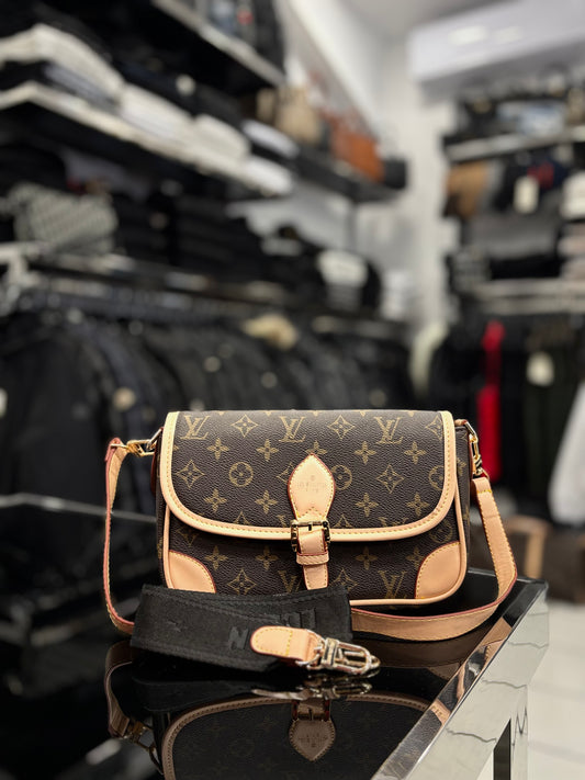 Louis Vuitton Diane Monogram