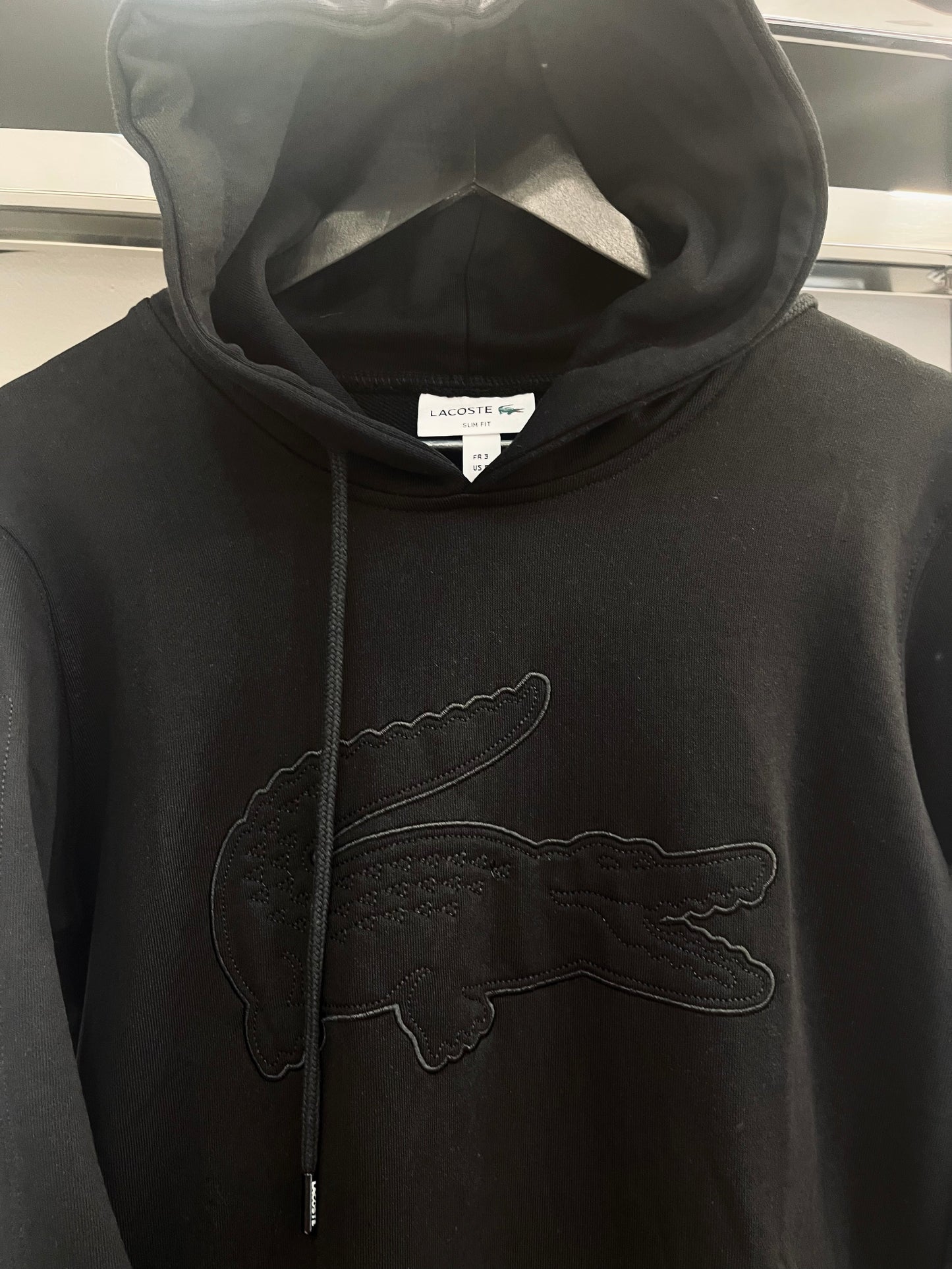 Lacoste hodie