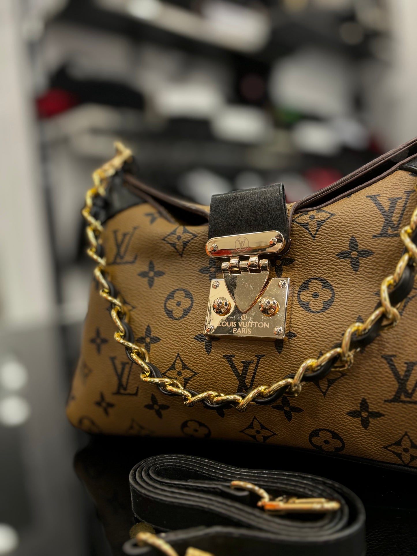 Τσάντα Louis Vuitton ωμού/Χιαστί