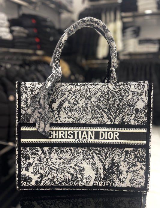 Christian Dior Shopper