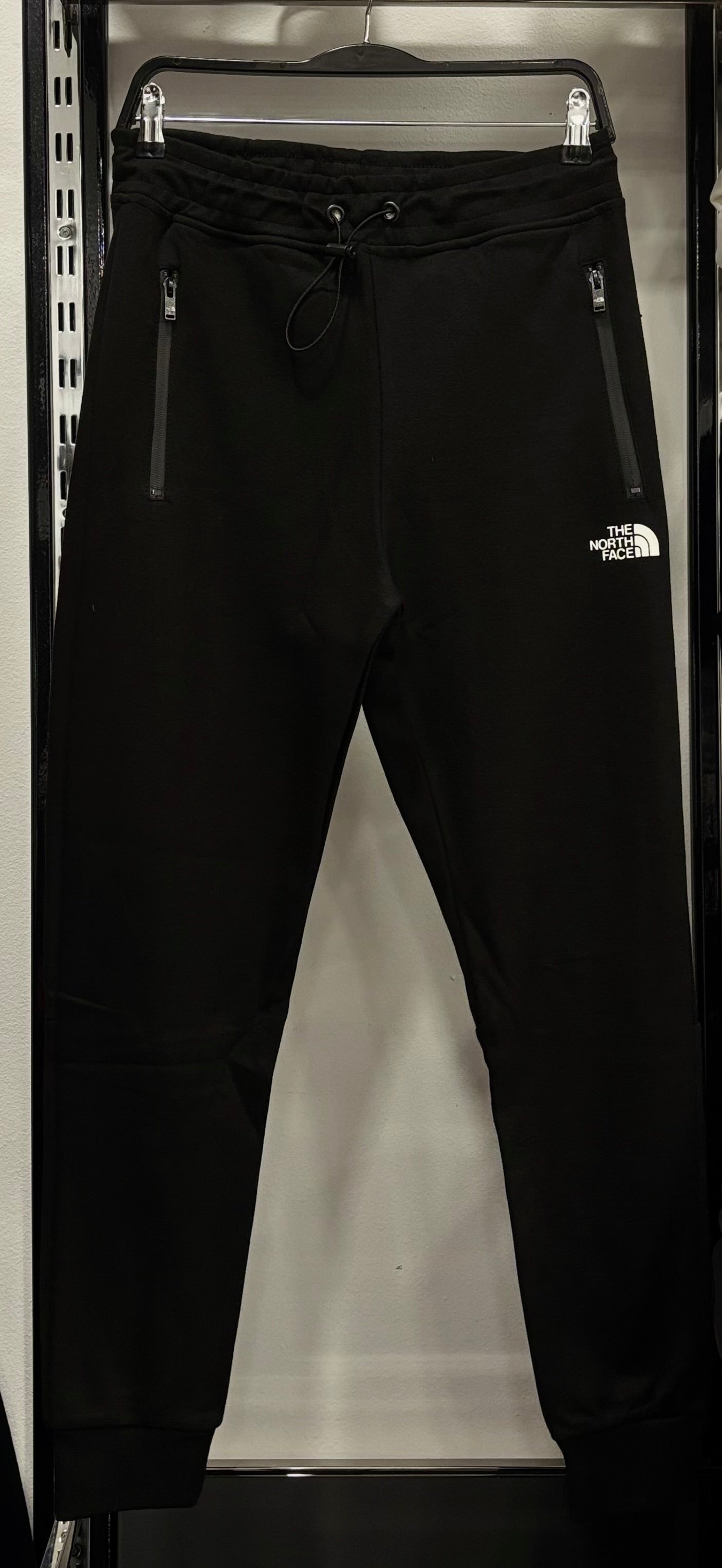 The North Face black set