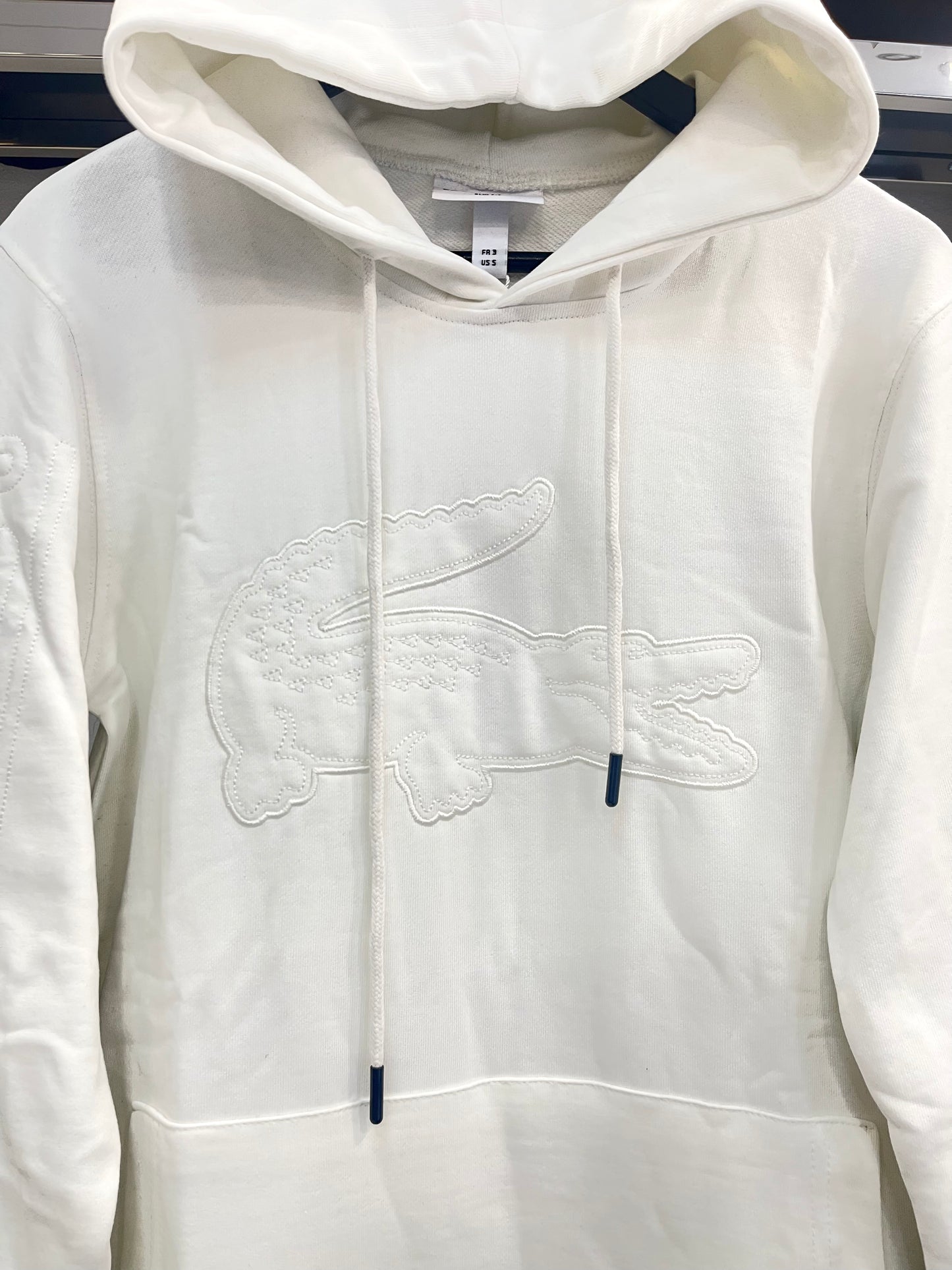 Lacoste hodie